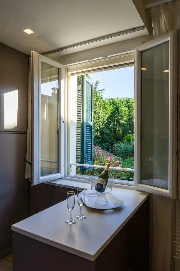 Cervia Marina Suite 0*,  Italia